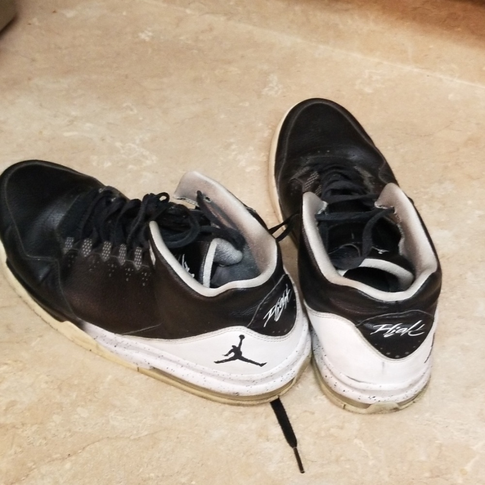 Jordan - Picture 4 of 4